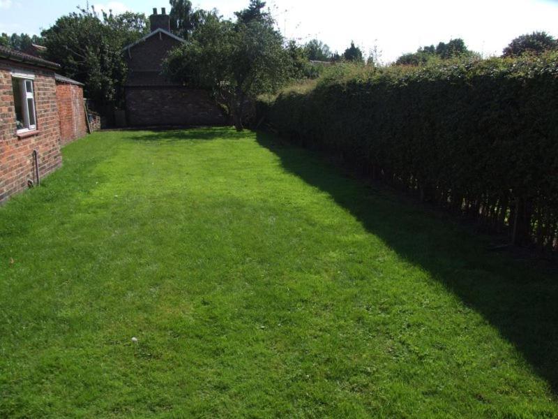 Firtrees Villa Selby Exterior foto